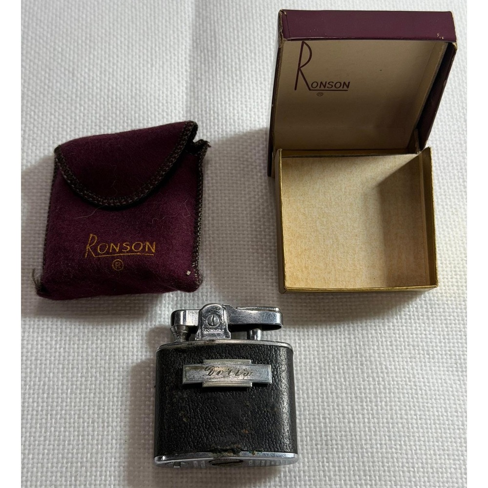 Vintage Ronson Standard Pocket Lighter Black‎ Leather Chrome Doris Engraved Box